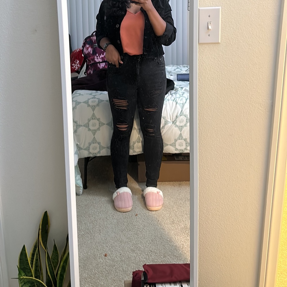 Aeropostale ripped black jeans
